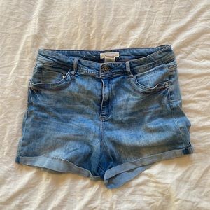 Jean Short - High wasted